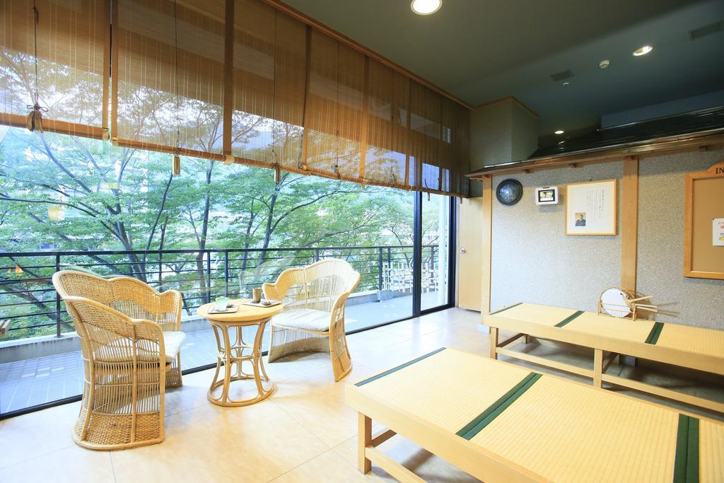 Hotel Kinugawa Onsen Sanraku à Nikkō Extérieur photo