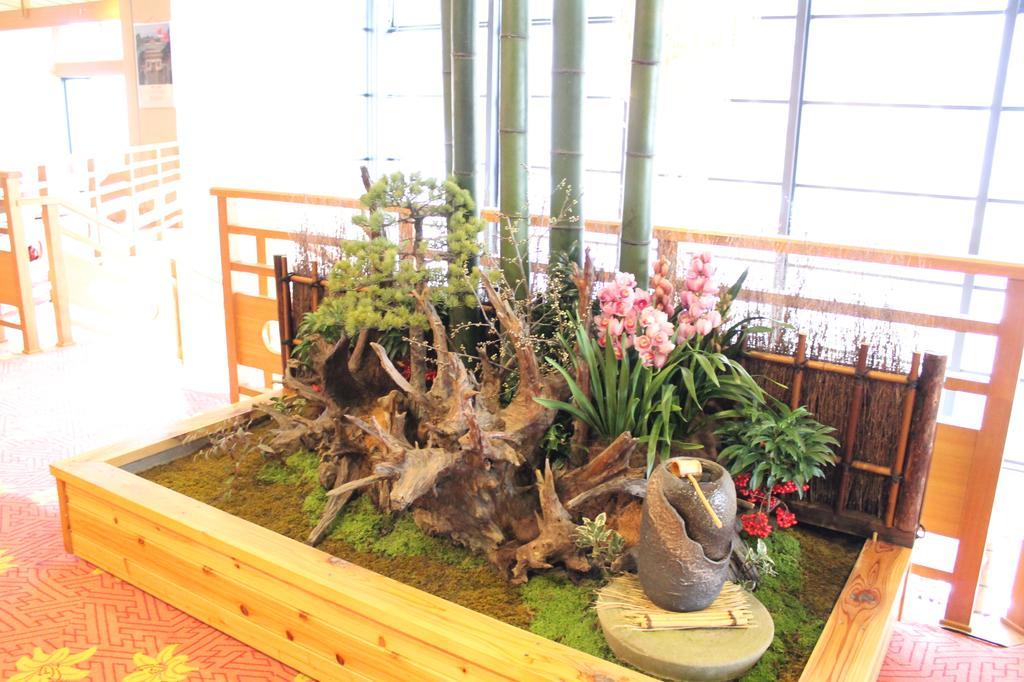 Hotel Kinugawa Onsen Sanraku à Nikkō Extérieur photo