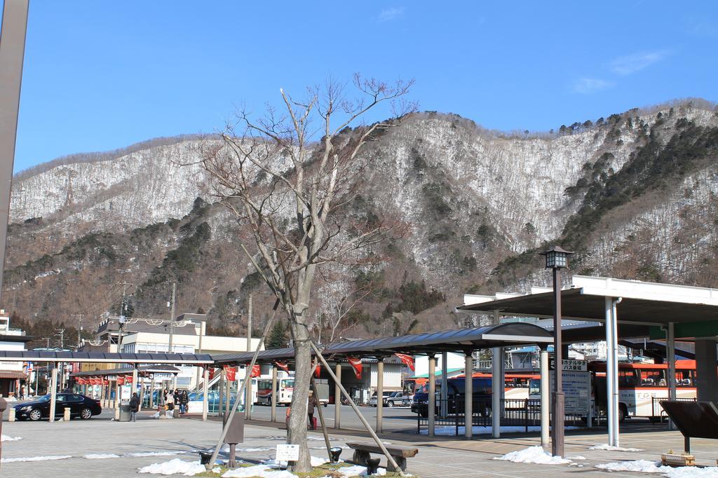 Hotel Kinugawa Onsen Sanraku à Nikkō Extérieur photo