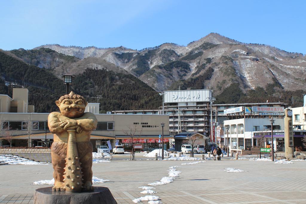 Hotel Kinugawa Onsen Sanraku à Nikkō Extérieur photo