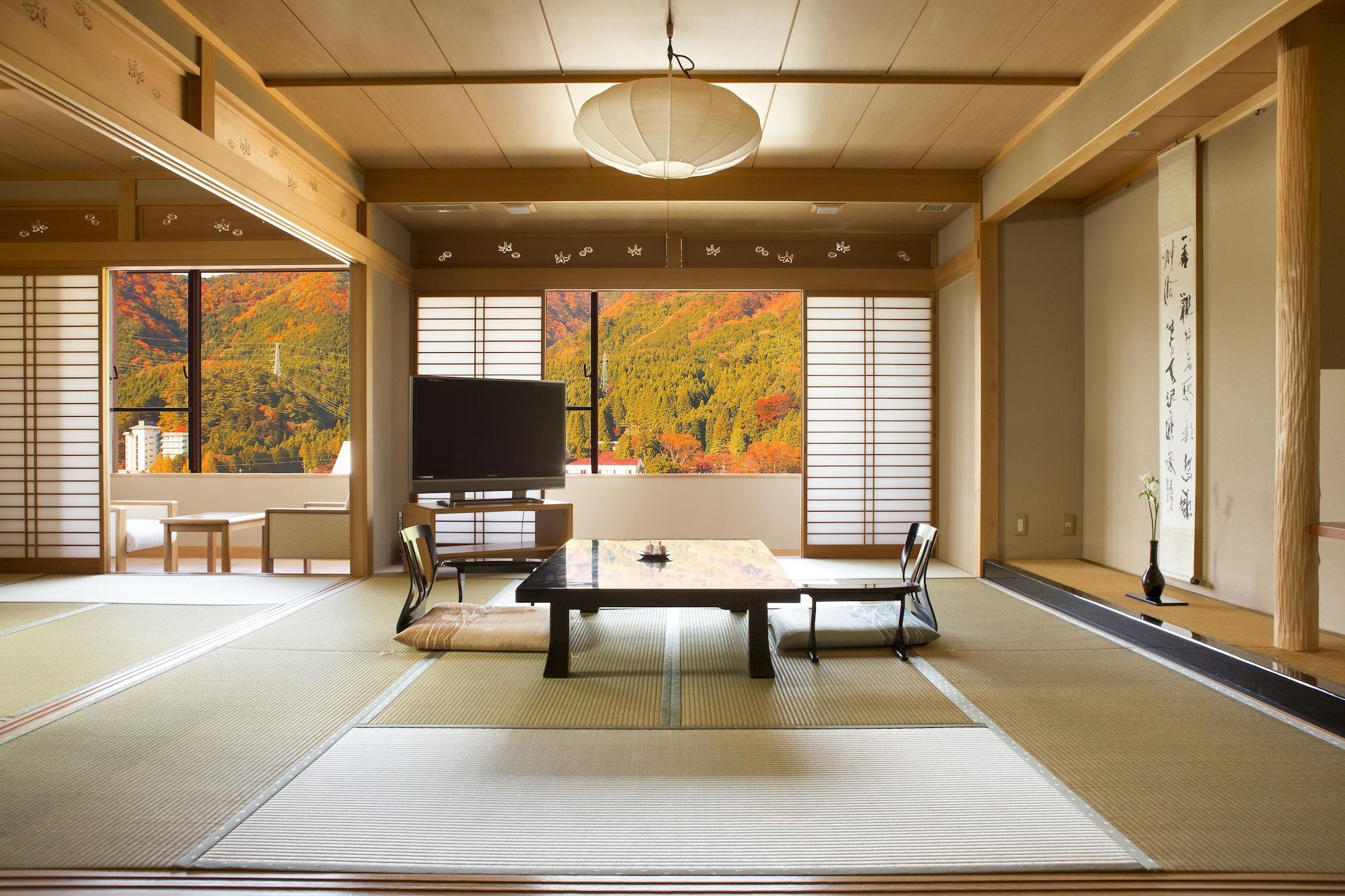 Hotel Kinugawa Onsen Sanraku à Nikkō Extérieur photo