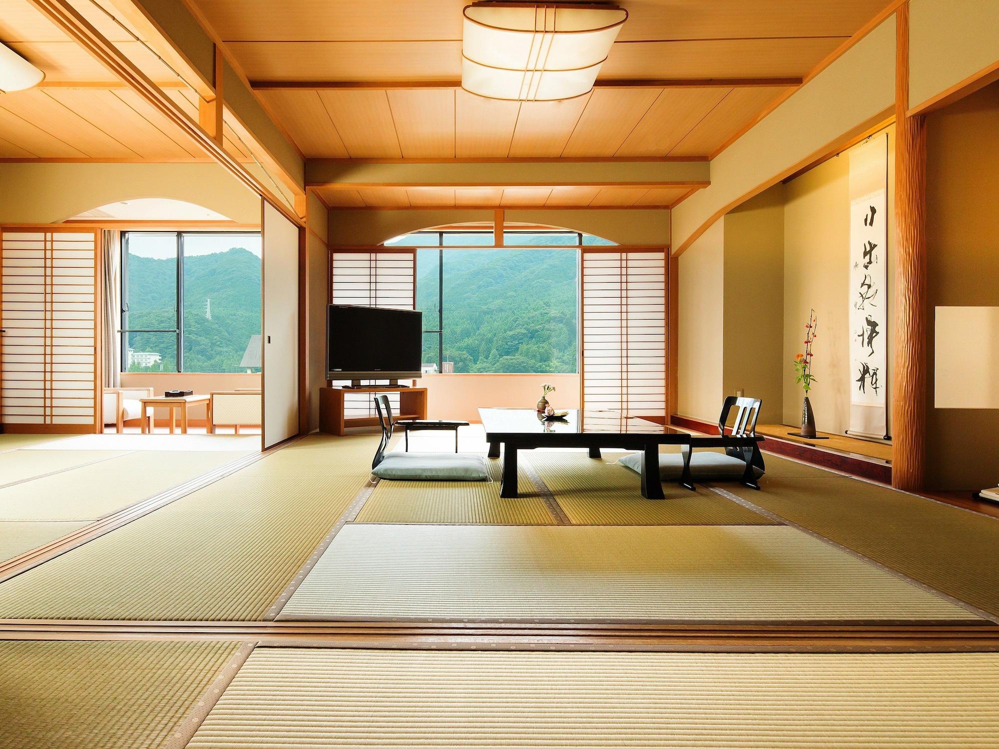 Hotel Kinugawa Onsen Sanraku à Nikkō Extérieur photo