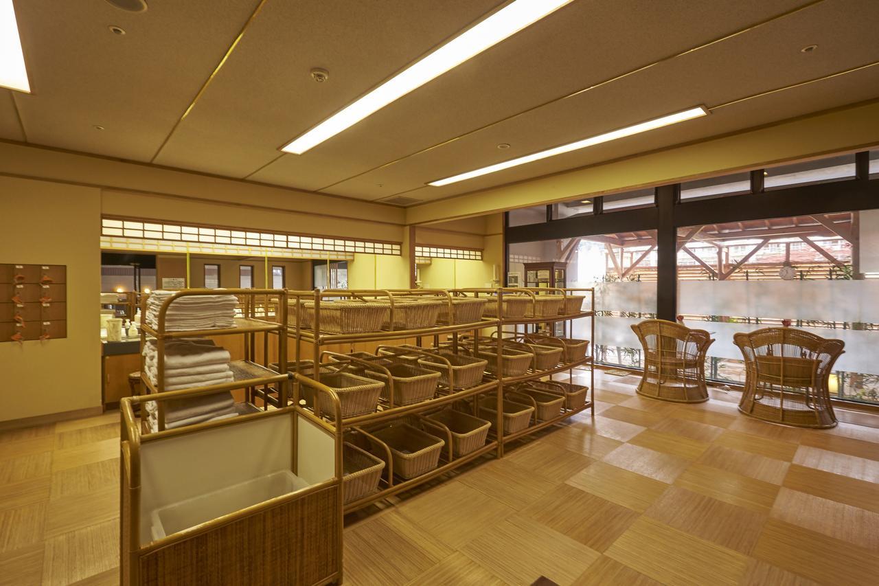 Hotel Kinugawa Onsen Sanraku à Nikkō Extérieur photo